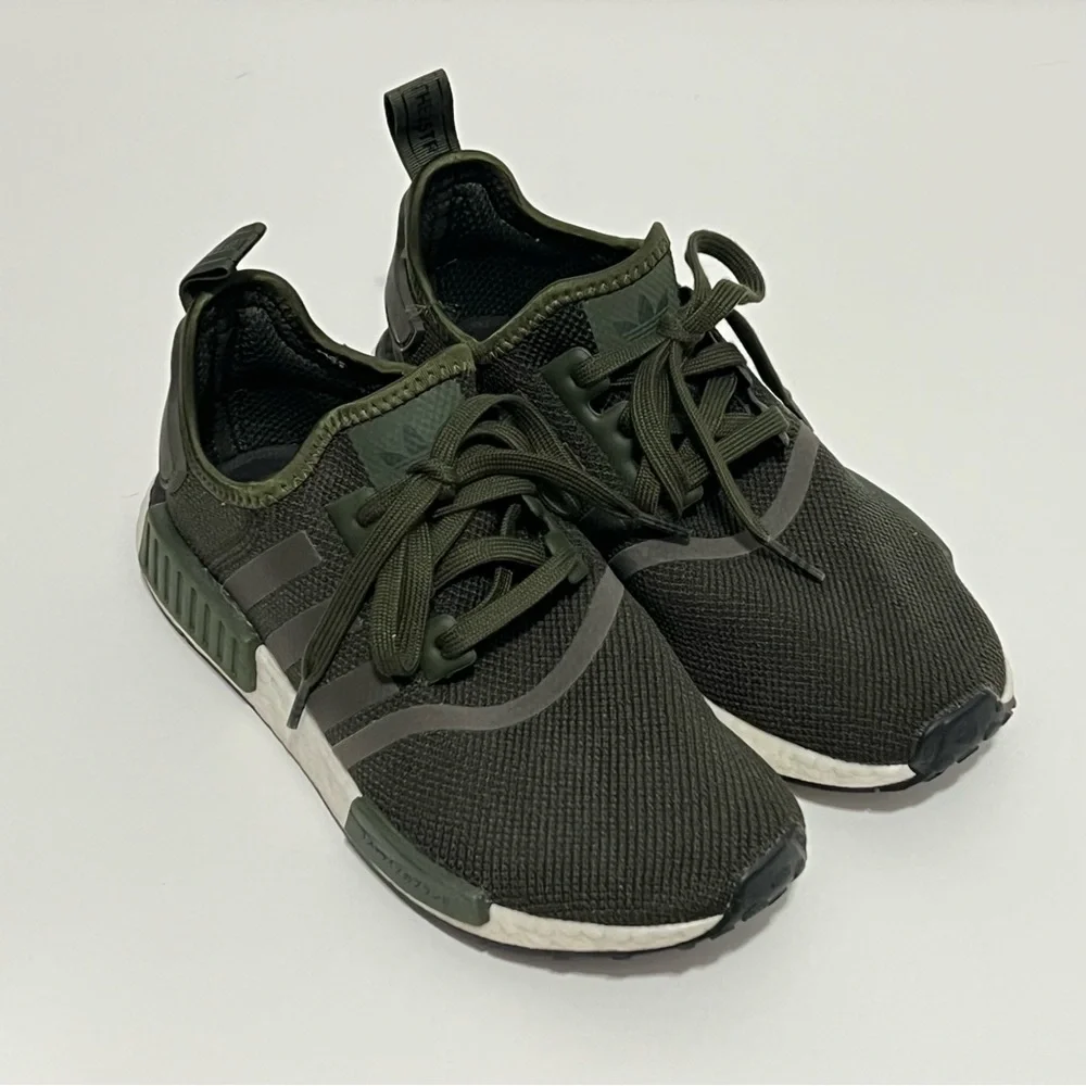 Adidas NMD R1 - Picture 2 of 5